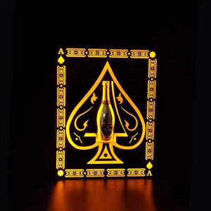 Présentateur de bouteilles en acrylique avec DEL en forme de bêche Présentateur de <span class=keywords><strong>champagne</strong></span> VIP Présentateur de bouteilles As de pique - Product Image 6