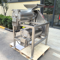 Machine industrielle de pulpage de tomates, machine à fabriquer de la pulpe de tomates, extracteur de pulpe de jus pour le traitement des fruits