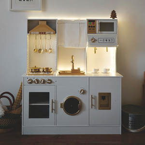 Fabricants vendant un grand ensemble de <span class=keywords><strong>cuisine</strong></span> éducatif <span class=keywords><strong>en</strong></span> <span class=keywords><strong>bois</strong></span>, simulé, avec effets acousto-optiques, pour jeux d'imitation. - Product Image 2