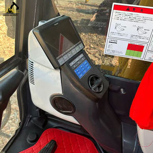 Polyvalent avec plusieurs options de fixation Excavatrice d'occasion Komatsu PC240 - Product Image 5