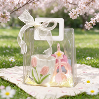 Mug en céramique Anji Newell, design tendance et thématique, options multicolores de luxe pour une décoration de table élégante et des ensembles cadeaux pour fêtes.