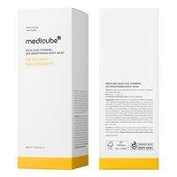 medicube Gel Douche Éclaircissant Doux à l'Acide Kojique et au Curcuma pour Peaux Irrégulières, Niacinamide et Vitamine C – Facile et Efficace