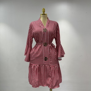 Robe pour <span class=keywords><strong>femme</strong></span> à col en V et manches évasées, respirante, en polyester brodé, pour les saisons printemps, hiver, automne - Product Image 2