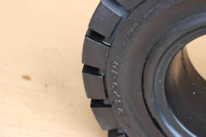 Pneu plein 23x9-10 pour <span class=keywords><strong>chariot</strong></span> élévateur à fourche, accessoire pour <span class=keywords><strong>chariot</strong></span> élévateur, pneu <span class=keywords><strong>de</strong></span> <span class=keywords><strong>chariot</strong></span> élévateur à combustion interne diesel électrique 3 3 tonnes, pièces - Product Image 4