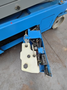 ลิฟท์ยกกรรไกรเก่าและใช้ GS2646ปี2016และ<span class=keywords><strong>2017</strong></span>ความสูงในการทำงานสูงสุด9.96เมตร Capacity454kg แพลตฟอร์ม - Product Image 6