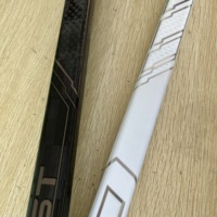 Bâton de hockey sur glace en carbone de qualité professionnelle, pour tir droit et gauche, point de flexion hybride bas, anti-vibration, pour joueurs de tous niveaux