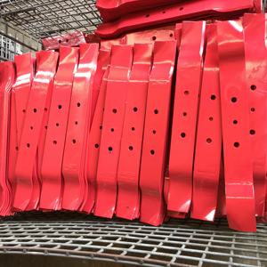 イタリアの芝刈り機ブレードと木材破砕機ブレード農業機械の販売 - Product Image 6