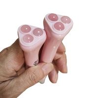 Rouleau de massage facial en jade glacé pour le visage, outil de soin de beauté pour le lifting et le soulagement des gonflements
