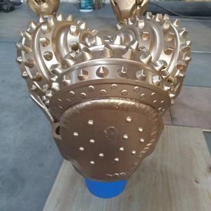 Tête de forage tricône 9 1/2 API pour plateformes pétrolières, triceps de forage tricône de 240 mm pour puits de formations dures, haute qualité - Product Image 1