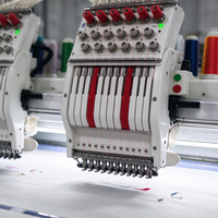 Machine à broder numérique à quatre têtes avec 12 aiguilles pour logos multicolores