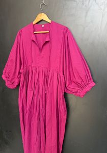 Vestido largo elegante de algodón para mujer, para uso casual, oficina, vestido cómodo para el día a día, disponible para la venta desde India. - Product Image 5