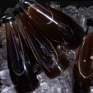 Bouteilles en verre rechargeables personnalisées de 250ml/330ml pour boisson santé hebdomadaire pour vinaigre de <span class=keywords><strong>cidre</strong></span> de pomme jus de mangue eau-avec <span class=keywords><strong>bouchon</strong></span> d'étanchéité - Product Image 5