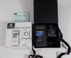 KYORITSU LIGHT METER MODEL 5202 Luxmètre numérique avec capteur de réception de lumière séparé et mesureur Garantie 1 an - Product Image 3