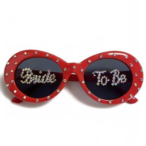 Gafas de sol para novia, forma ovalada, con diamantes de imitación, accesorio para fotos de despedida de soltera y boda - Product Image 4