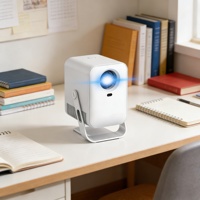Mini projecteur Android ultra compact avec mise au point automatique et correction de trapèze, haut-parleur intégré de 3 W, idéal pour l'apprentissage et le divertissement des enfants