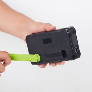 Générateur Solaire Portable Personnalisable avec Batterie Externe 12000 mAh Grande Capacité, Étanche, pour Usage Extérieur - Product Image 3