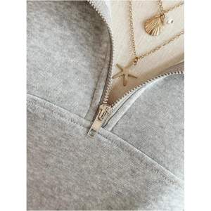 Sudadera personalizada de mujer con cremallera de un cuarto, manga larga, cuello simulado, estilo oversize, top de punto de mezcla de algodón para otoño - Product Image 2