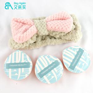 Lotes <span class=keywords><strong>Shein</strong></span> <span class=keywords><strong>de</strong></span> Sets <span class=keywords><strong>de</strong></span> Regalo Nuevos <span class=keywords><strong>de</strong></span> Herramientas <span class=keywords><strong>de</strong></span> <span class=keywords><strong>Maquillaje</strong></span> para Mujer, Juego <span class=keywords><strong>de</strong></span> Brochas <span class=keywords><strong>de</strong></span> <span class=keywords><strong>Maquillaje</strong></span> <span class=keywords><strong>de</strong></span> 33 Piezas en Paquete Color Azul con Bolsa y Esponja - Product Image 3