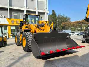 Cargadora de Ruedas Lovol FL956H Usada con Motor con 1 Año de Garantía, Radio de Giro Corto para Construcción - Product Image 3