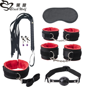 ชุดอุปกรณ์เล่นบทบาทสมมติ Black Wolf SM 7 ชิ้น พร้อมผ้าปิดตา ข้อมือ ปลอกคอ และแส้ สำหรับการฝึกอบรมเพื่อความเหนือชั้น - Product Image 3