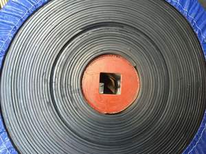 Çin Polyester kumaş kauçuk konveyör bant fiyatı - Product Image 5