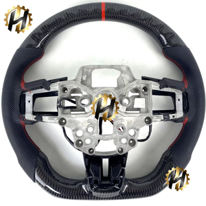Volant <span class=keywords><strong>de</strong></span> voiture en fibre <span class=keywords><strong>de</strong></span> carbone personnalisé HZ pour Ford Mustang 2015-2023, cuir perforé, style très vendu avec fonction <span class=keywords><strong>de</strong></span> chauffage - Product Image 4