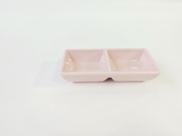 Plateau à condiments rose à double compartiment en mélamine de qualité alimentaire A5, personnalisé en usine, avec 2 compartiments séparés pour la restauration hôtelière
