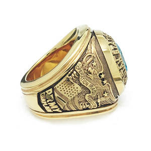 خواتم بطولة مدرسية قابلة للتخصيص من جيدينغ مطلية بالذهب بتصميم مخلبي من النحاس/فضة استرلينية عيار 925 - بالجملة من قوانغدونغ - Product Image 4