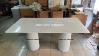 Mobilier de salle à manger moderne table en marbre