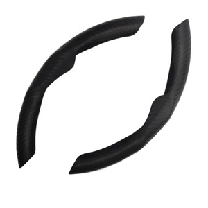 Usine de couverture de volant de voiture en cuir de <span class=keywords><strong>fibre</strong></span> de <span class=keywords><strong>prix</strong></span> bon marché - Product Image 1