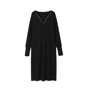 เดรสไหมพรมคอวีสีพื้น แขนยาว ทรงหลวม ไซส์ใหญ่ สีดำ สีเทา สำหรับผู้หญิง เหมาะสำหรับใส่ไปทำงาน - Product Image 1