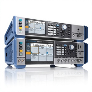 Générateurs de signaux micro-ondes RF Rohde & Schwarz R S SMA100B 1 MHz - 6 GHz, résolution d'amplitude 0,01 dB, fréquence 0,001 Hz - Product Image 3