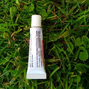 Colle de réparation pour jouets gonflables en PVC, blanche, tube unique, 10G, vente en gros - Product Image 3