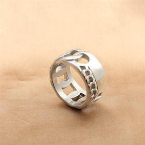 Anillo de Cadena de Acero de Titanio para Hombre, Diseño Geométrico Hueco Plateado, Joyería de Uso Diario - Product Image 3