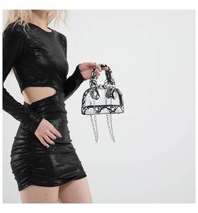 Superventas de moda con estampado de serpiente Mini bolso de mano temperamento hombro femenino Retro Simple bolsos niñas señoras - Product Image 2