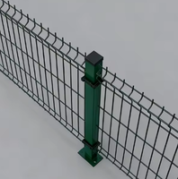 Panneau de clôture 3D en treillis soudé, clôture de sécurité incurvée galvanisée pour autoroute et jardin