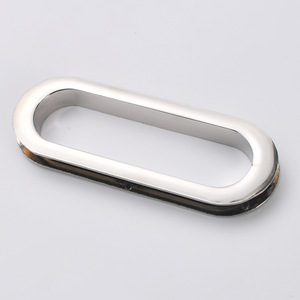 Anillo de hebilla metálico ovalado plano de aleación de zinc plateado para bolsos y ropa - Product Image 1