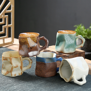 Tasse <span class=keywords><strong>à</strong></span> <span class=keywords><strong>café</strong></span> en céramique irrégulière de style japonais rétro, tasse créative en poterie froissée pour le bureau, le thé, le latte et le thé de l'après-midi - Product Image 2