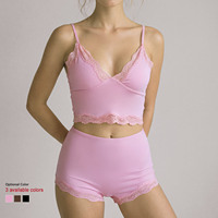 Fabricants de vêtements de sport personnalisés : Hauts courts décontractés en dentelle à col en V pour femmes, hauts de yoga, shorts de sport, ensembles de gym pour femmes