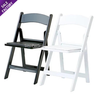 Chaise de banquet rembourrée élégante pour l'extérieur, design Wimbledon blanc, chaise de jardin pliable en résine plastique pour mariage