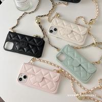 Étui bandoulière matelassé en cuir de luxe avec chaîne métallique pour iPhone 17 16 15 14 13 Pro Max, Housse portefeuille matelassée tendance et stylée