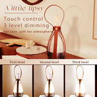 Lampe de table d'ambiance simple de conception du milieu du siècle pour la lampe portative acrylique de Restaurant occidental Flexible pour le décor de café de barre DC