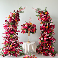 M-R67 Arche de fleurs artificielles en soie blanche et verte, arrangements floraux personnalisés faits à la main pour mariage et Saint-Valentin