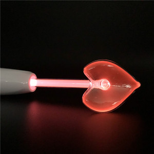Revitalisez votre peau aujourd'hui avec notre appareil sans fil 4 en 1 Électrothérapie <span class=keywords><strong>à</strong></span> haute fréquence portable <span class=keywords><strong>Merveille</strong></span> faciale - Product Image 4