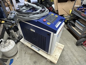 Limpiador Láser Portátil de 1500 Vatios, Máquina Manual para Eliminar Corrosión y Óxido, Limpia Eficientemente Acero Inoxidable y Aluminio - Product Image 4