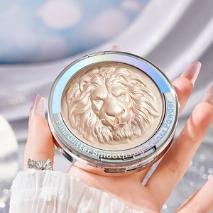 <span class=keywords><strong>Stick</strong></span> <span class=keywords><strong>de</strong></span> maquillage <span class=keywords><strong>illuminateur</strong></span> Herbal Jade Glow avec des ingrédients biologiques et végétaliens et une formule longue durée - Product Image 3