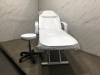 Salon Massage Visage lit Comédie couché table de traitement Salon Soins des cheveux lit pliant