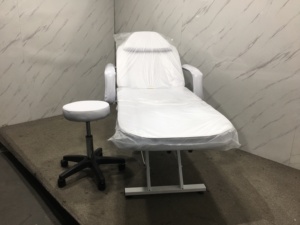 Salon Massage Visage lit Comédie couché <span class=keywords><strong>table</strong></span> de traitement Salon Soins des cheveux lit pliant - Product Image 3