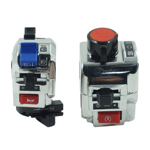 ชุดสวิตช์แฮนด์มอเตอร์ไซค์ Motochi สีดำและโครเมียม สำหรับดัดแปลง พร้อมปุ่มควบคุมแตร ไฟหรี่ และไฟหน้า - Product Image 5