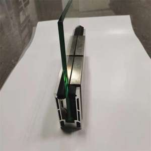 Aluminium clip U-förmige Nut Rahmenlose Glas geländer Befestigungs elemente Treppen Schwimmbad Balkon Zaun Geländer - Product Image 3